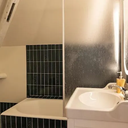 Duplex Avec Patio - Quartier Historique Διαμέρισμα