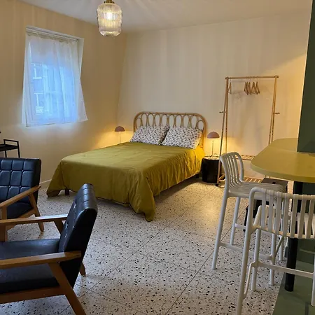 Duplex Avec Patio - Quartier Historique * Moulins (Allier)